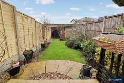 Bucks Hill, Stockingford, Nuneaton, CV10 9LE