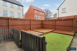 Edinburgh Road, Nuneaton, CV10 9FP