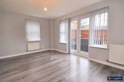 Edinburgh Road, Nuneaton, CV10 9FP