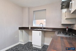 Edinburgh Road, Nuneaton, CV10 9FP