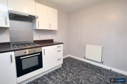 Edinburgh Road, Nuneaton, CV10 9FP