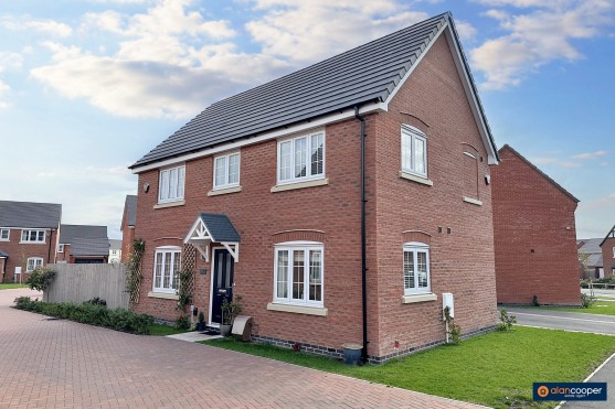 Wyandotte Lane, Lockley Gardens, Nuneaton, CV11 6XS