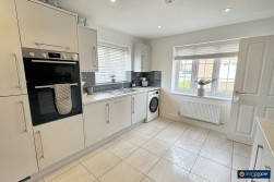 Wyandotte Lane, Lockley Gardens, Nuneaton, CV11 6XS