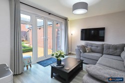 Harvest Way, Weddington, Nuneaton, CV10 0FJ