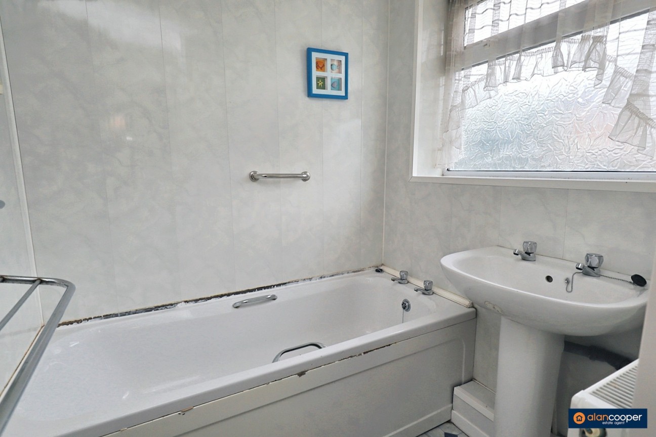 Hawthorne Terrace, Nuneaton, CV10 9BH