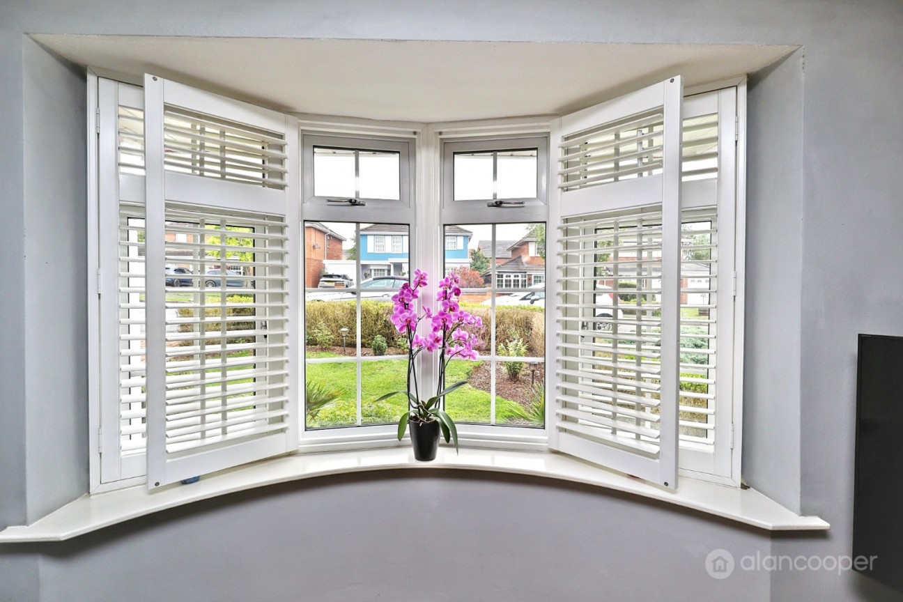 Milby Drive, St Nicolas Park, Nuneaton, CV11 6JS