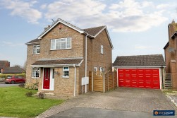 Osprey Close, Thornhill, Nuneaton, CV11 6TF