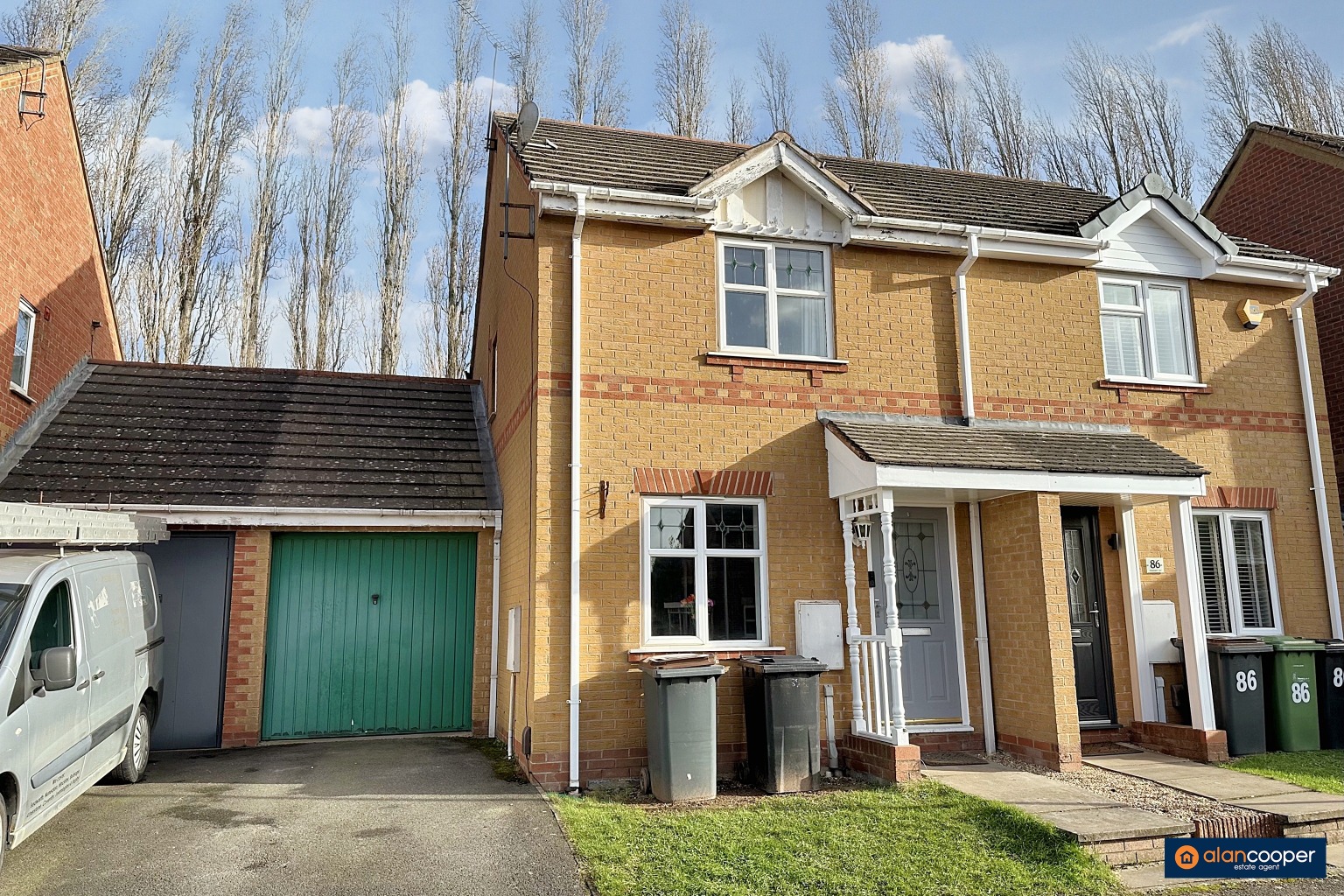 Penshurst Way, Maple Park, Nuneaton, CV11 4XN