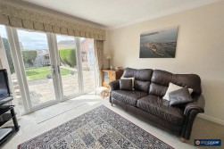 Pallett Drive, St Nicolas Park, Nuneaton, CV11 6EG