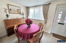 Pallett Drive, St Nicolas Park, Nuneaton, CV11 6EG