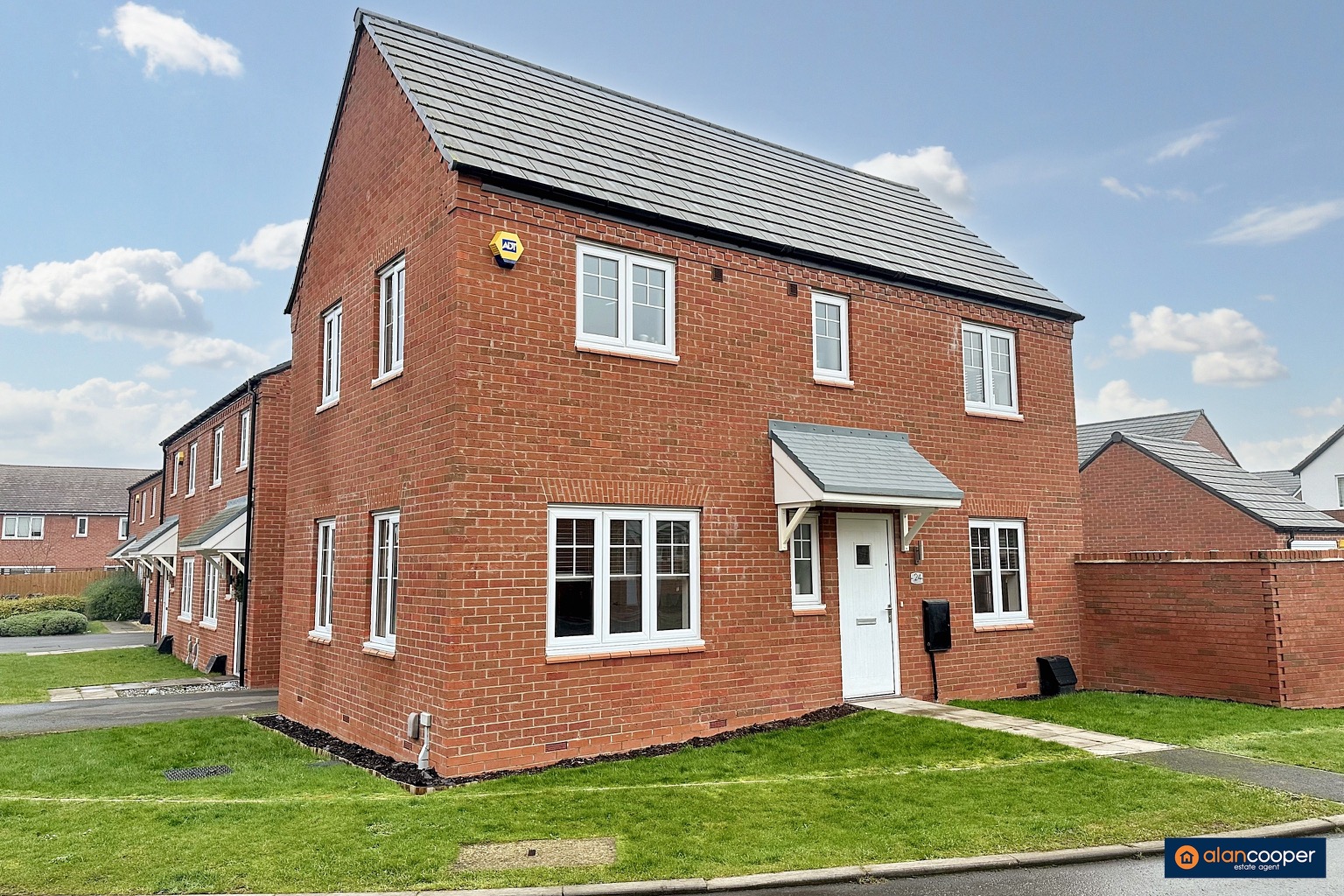 Ashtree Close, Royal Park, Nuneaton, CV11 6WT