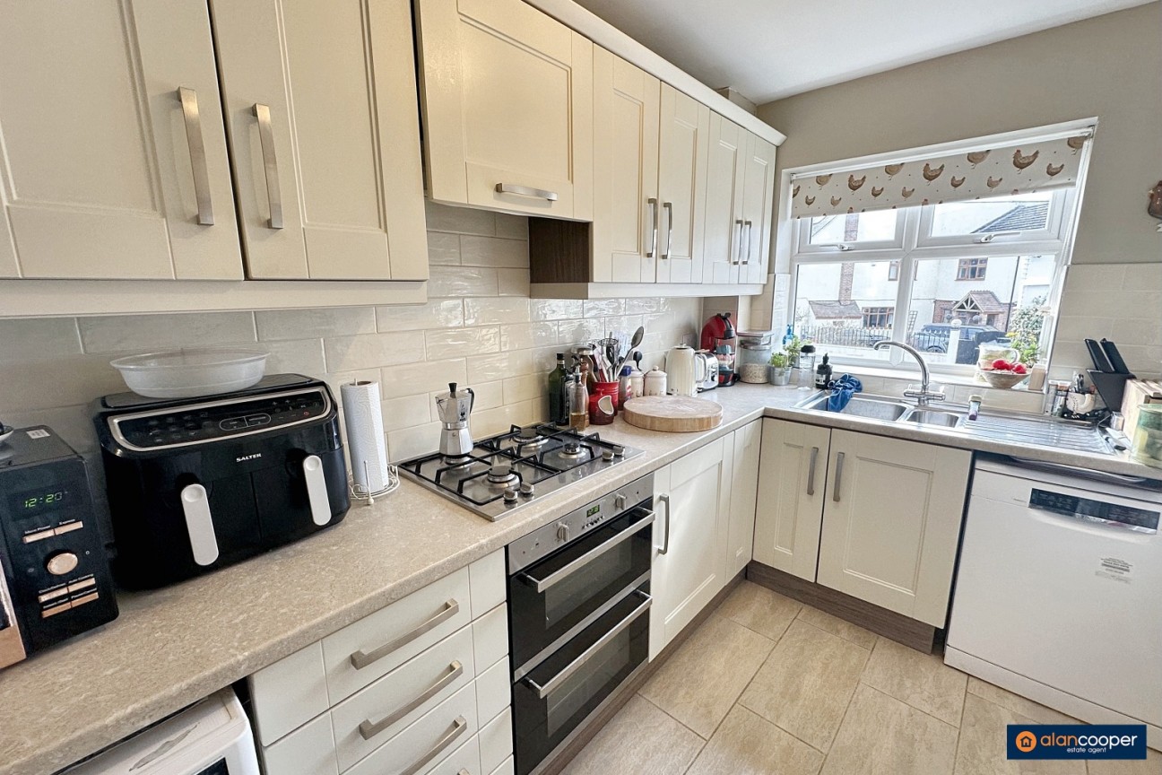 Castle Road, Hartshill, Nuneaton, CV10 0SF