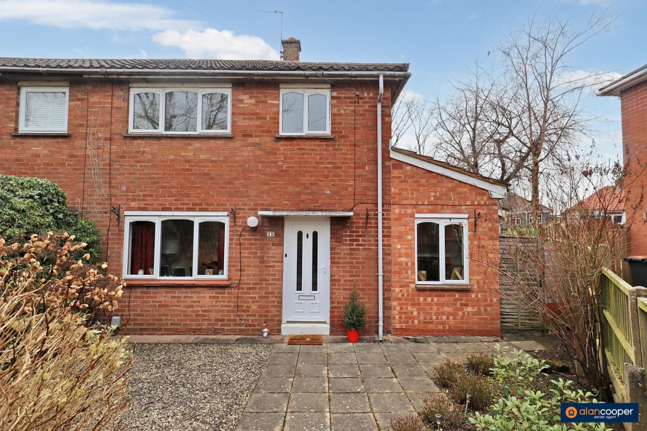 Staples Close, Bulkington, CV12 9PG