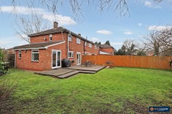 Staples Close, Bulkington, CV12 9PG