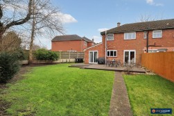 Staples Close, Bulkington, CV12 9PG