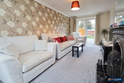 Staples Close, Bulkington, CV12 9PG