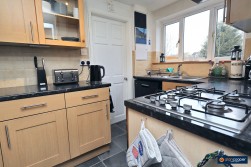 Staples Close, Bulkington, CV12 9PG