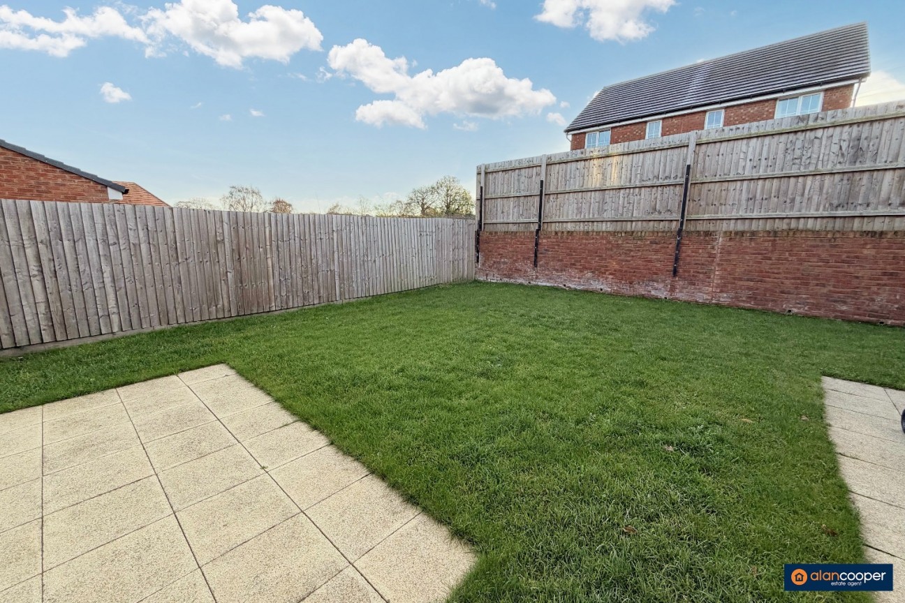 Ribbon Avenue, Ansley, Nuneaton, CV10 9TJ