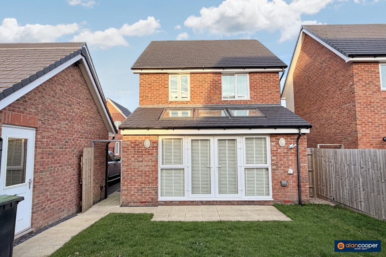 Ribbon Avenue, Ansley, Nuneaton, CV10 9TJ