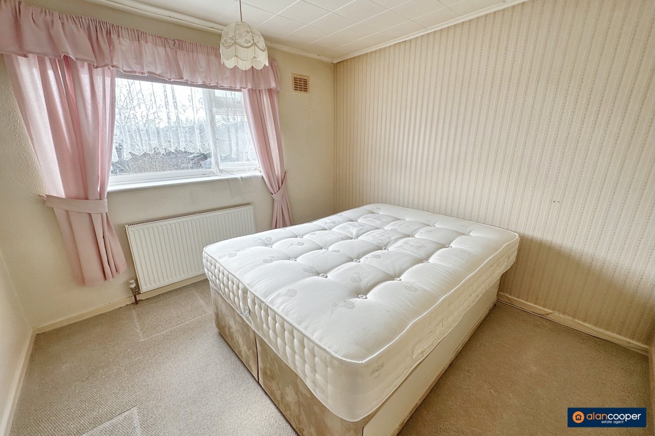 Rutland Avenue, Stockingford, Nuneaton, CV10 8EG