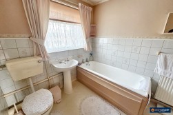Rutland Avenue, Stockingford, Nuneaton, CV10 8EG