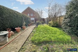 Rutland Avenue, Stockingford, Nuneaton, CV10 8EG