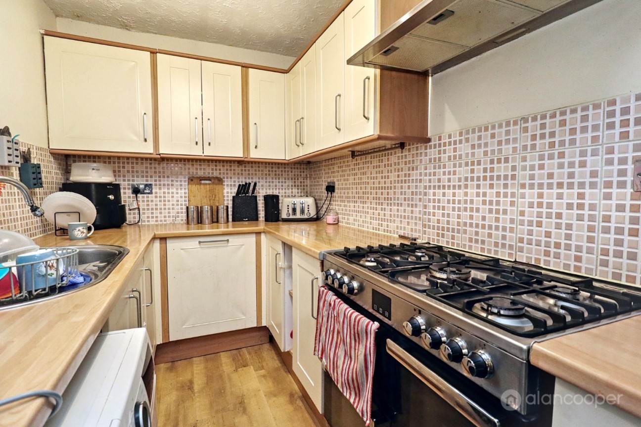 Westbury Road, Stockingford, Nuneaton, CV10 8HJ