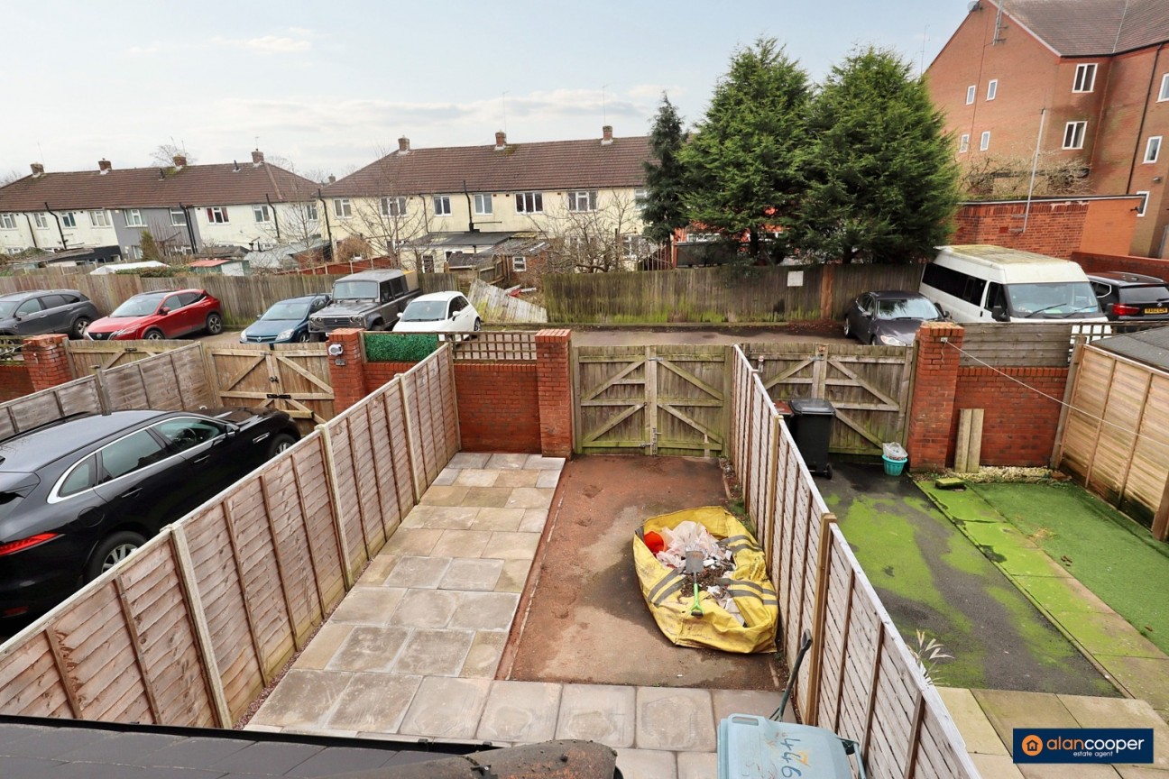 Cedar Road, Nuneaton, CV10 9DN