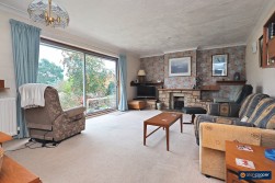 Farndon Close, Bulkington, CV12 9QH