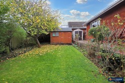 Farndon Close, Bulkington, CV12 9QH