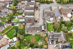 Farndon Close, Bulkington, CV12 9QH