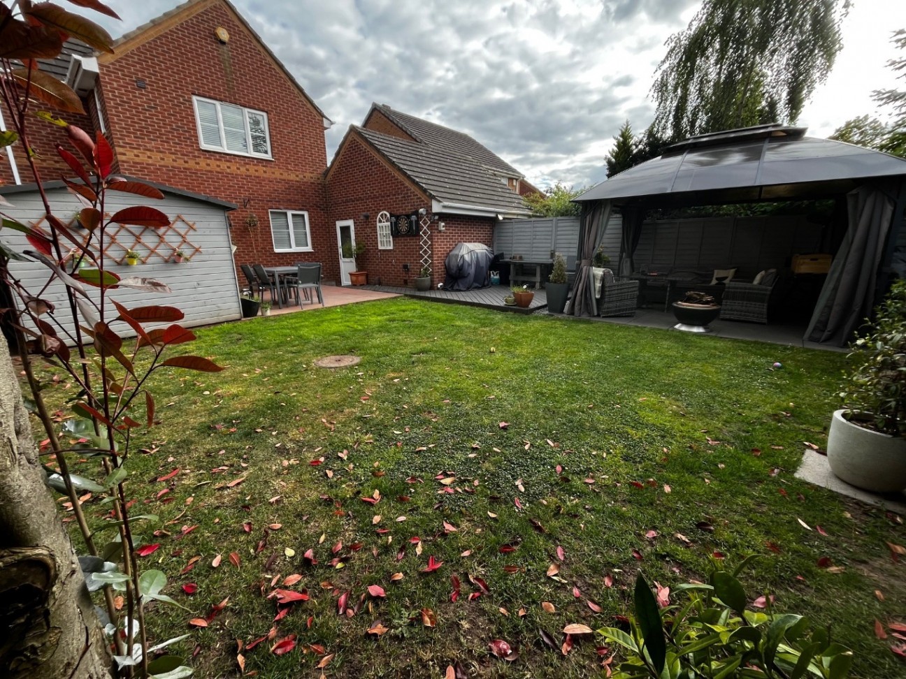 Penshurst Way, Maple Park, Nuneaton, CV11 4XN