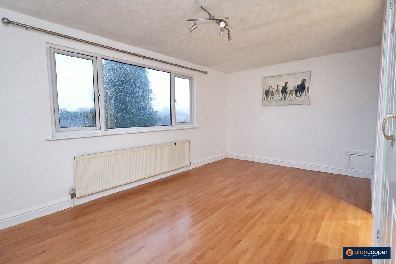 Stafford Close, Bulkington, CV12 9QX
