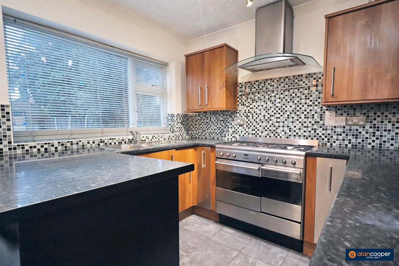 Stafford Close, Bulkington, CV12 9QX