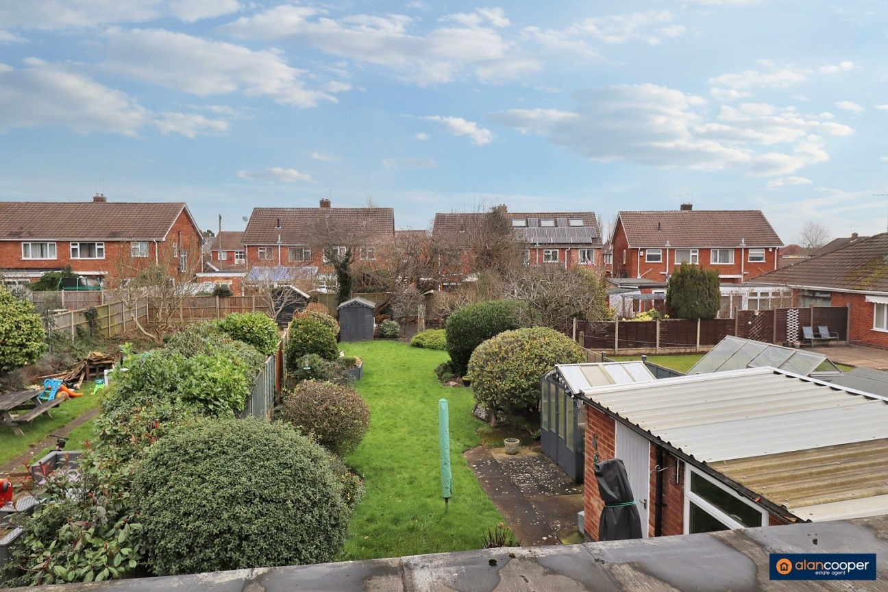 Stonewell Crescent, Whitestone, Nuneaton, CV11 4TB