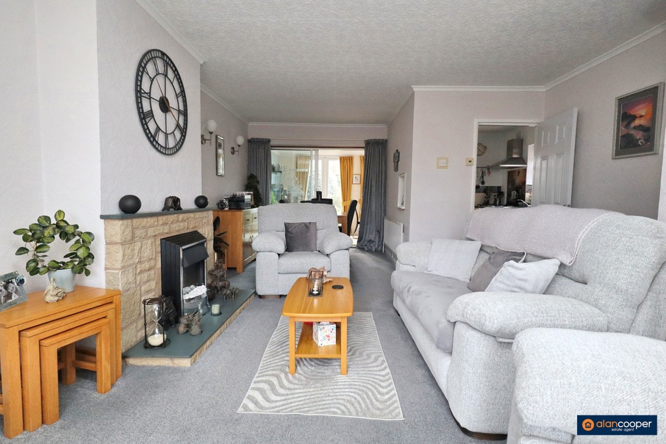 Stonewell Crescent, Whitestone, Nuneaton, CV11 4TB