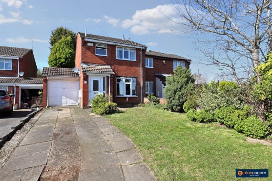 Merlin Avenue, Poplar Farm, Nuneaton, CV10 9JZ