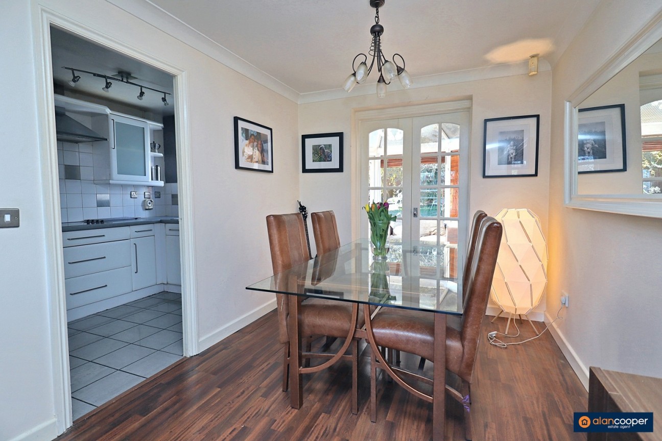 Merlin Avenue, Poplar Farm, Nuneaton, CV10 9JZ