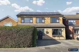 Pallett Drive, St Nicolas Park, Nuneaton, CV11 6EG