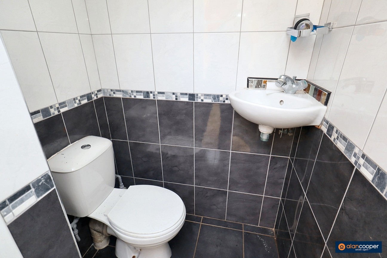 Greenmoor Road, Nuneaton, CV10 7EP