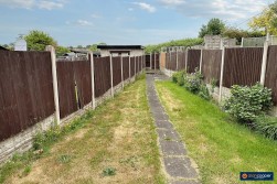 Barpool Road, Stockingford, Nuneaton, CV10 8DR