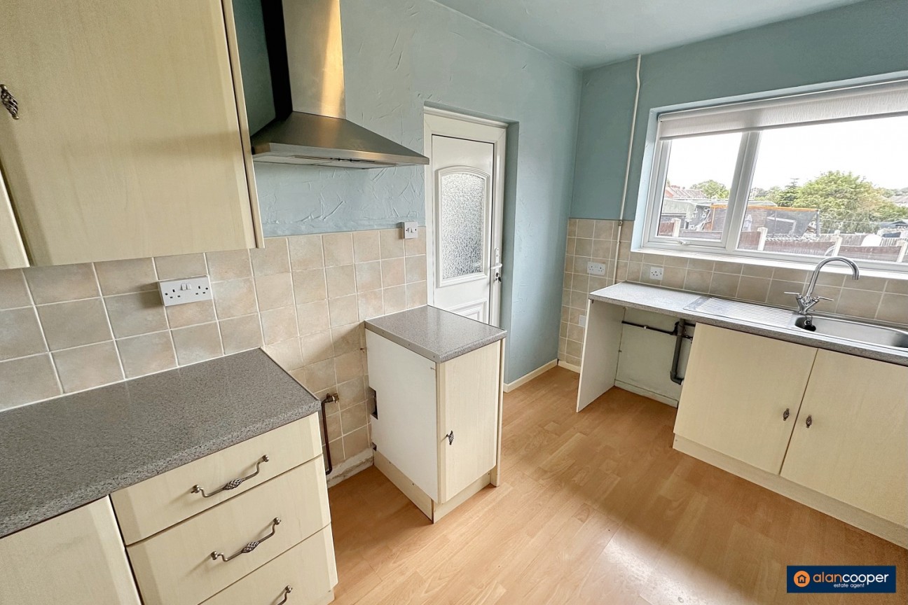 Barpool Road, Stockingford, Nuneaton, CV10 8DR