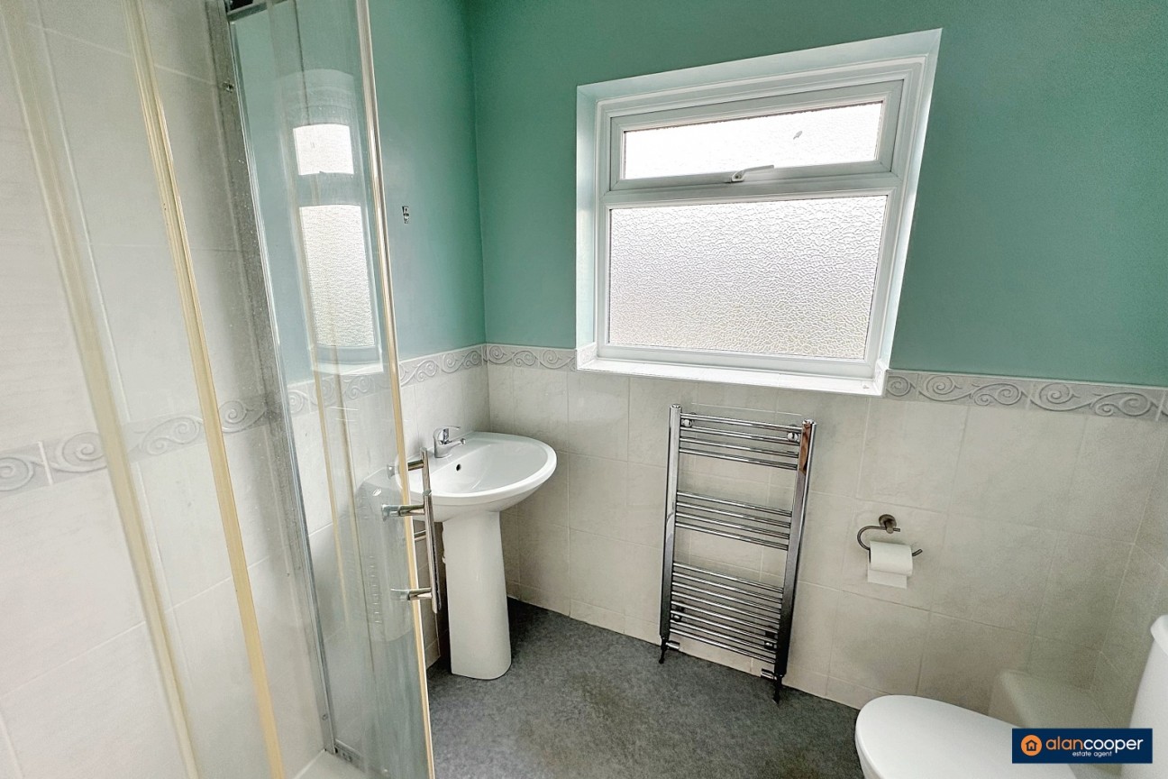 Barpool Road, Stockingford, Nuneaton, CV10 8DR