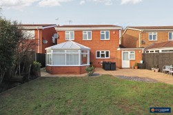 Axminster Close, Horeston Grange, Nuneaton, CV11 6YP