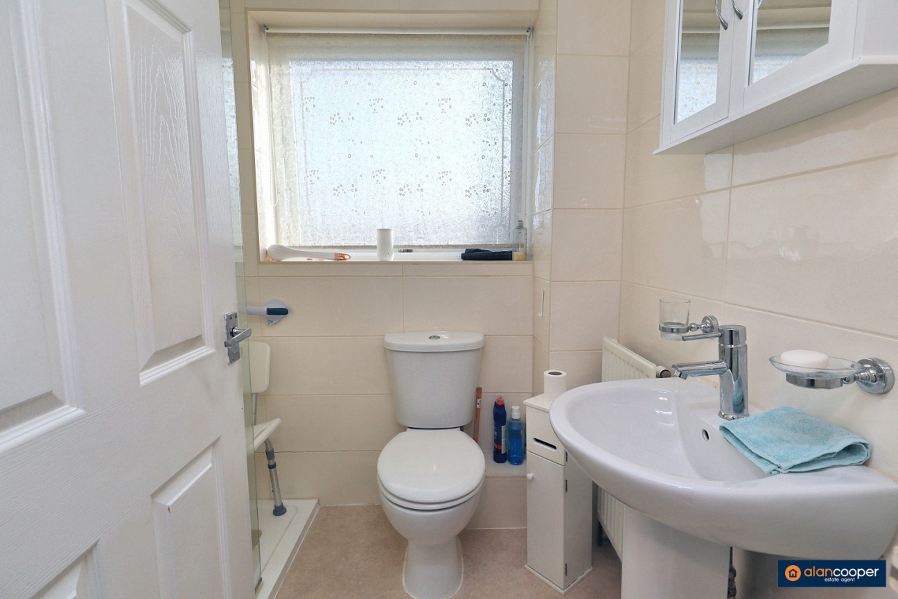 Wood Street, Bedworth, CV12 8BB