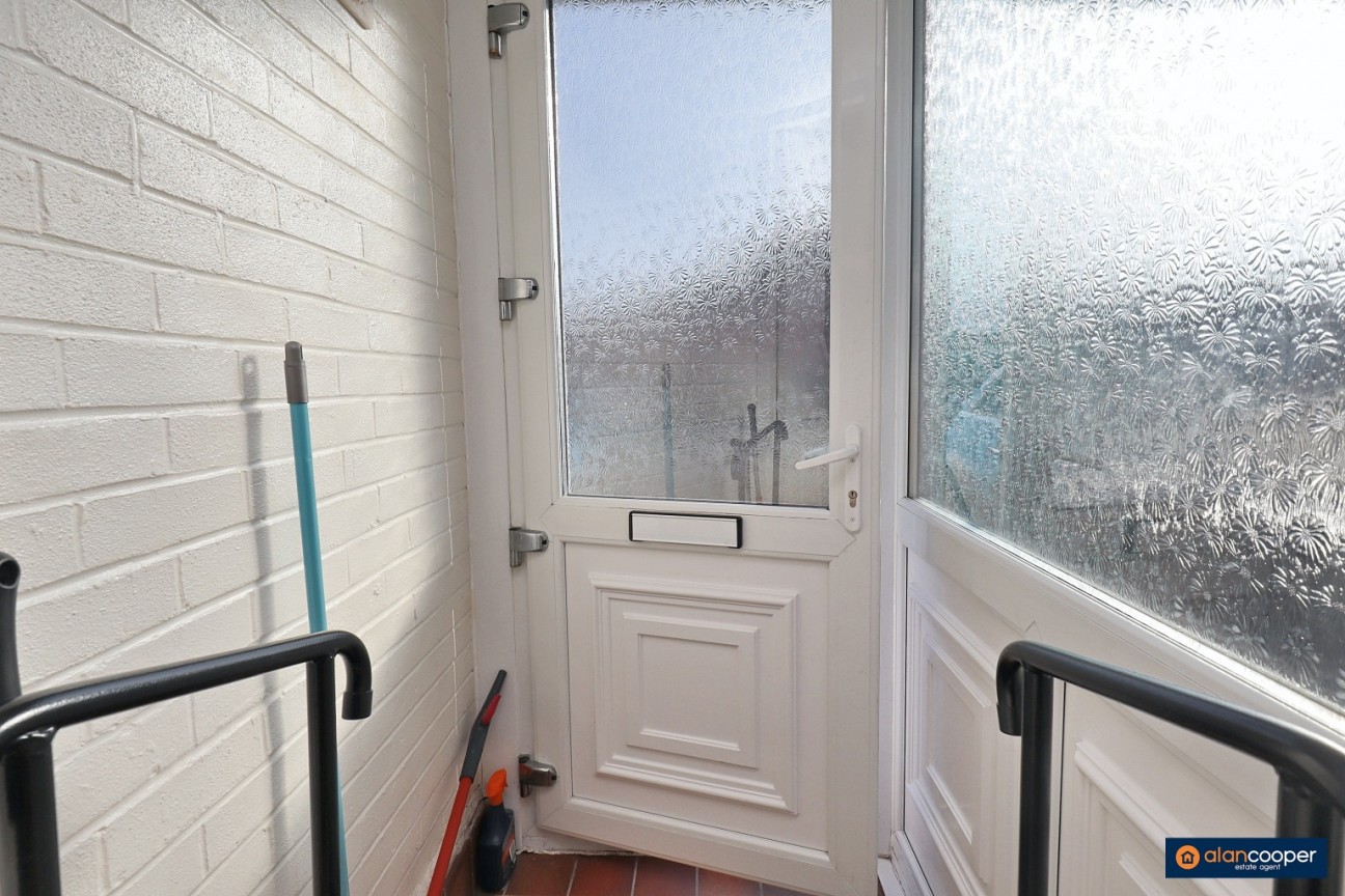 Wood Street, Bedworth, CV12 8BB