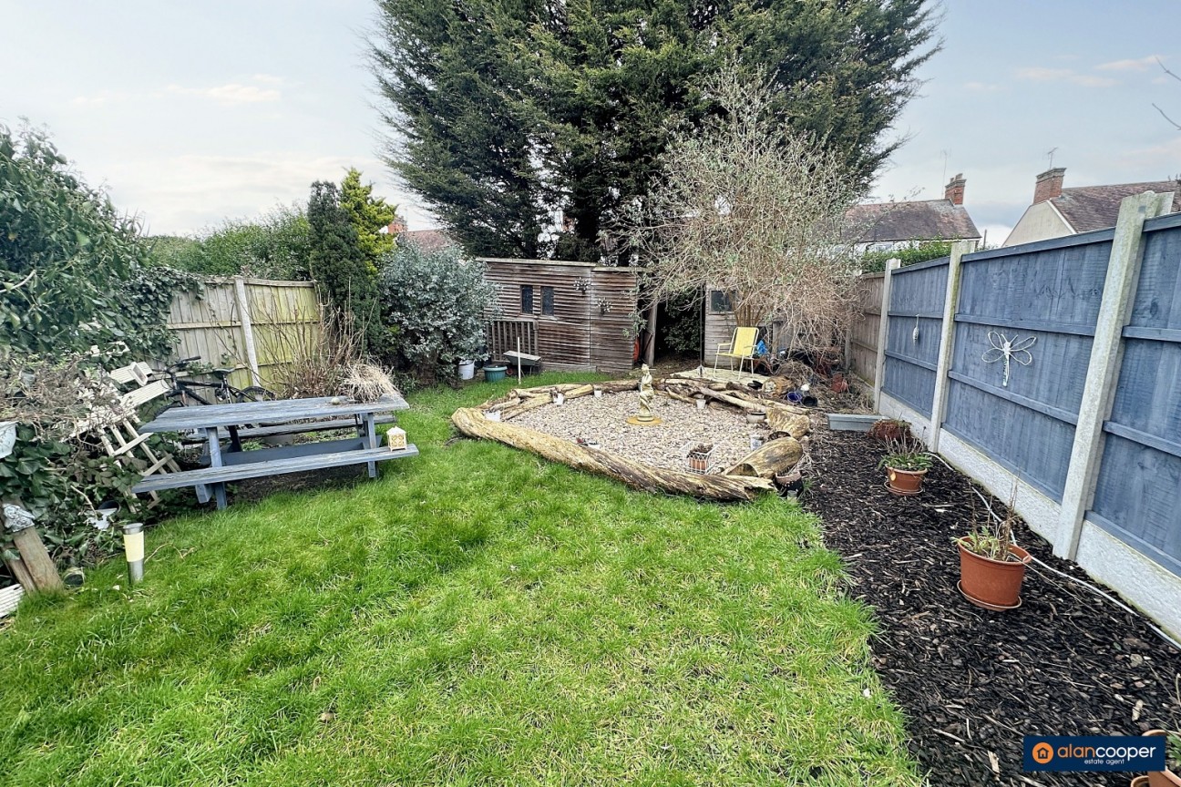 Sandon Road, Abbey Green, Nuneaton, CV11 5AX