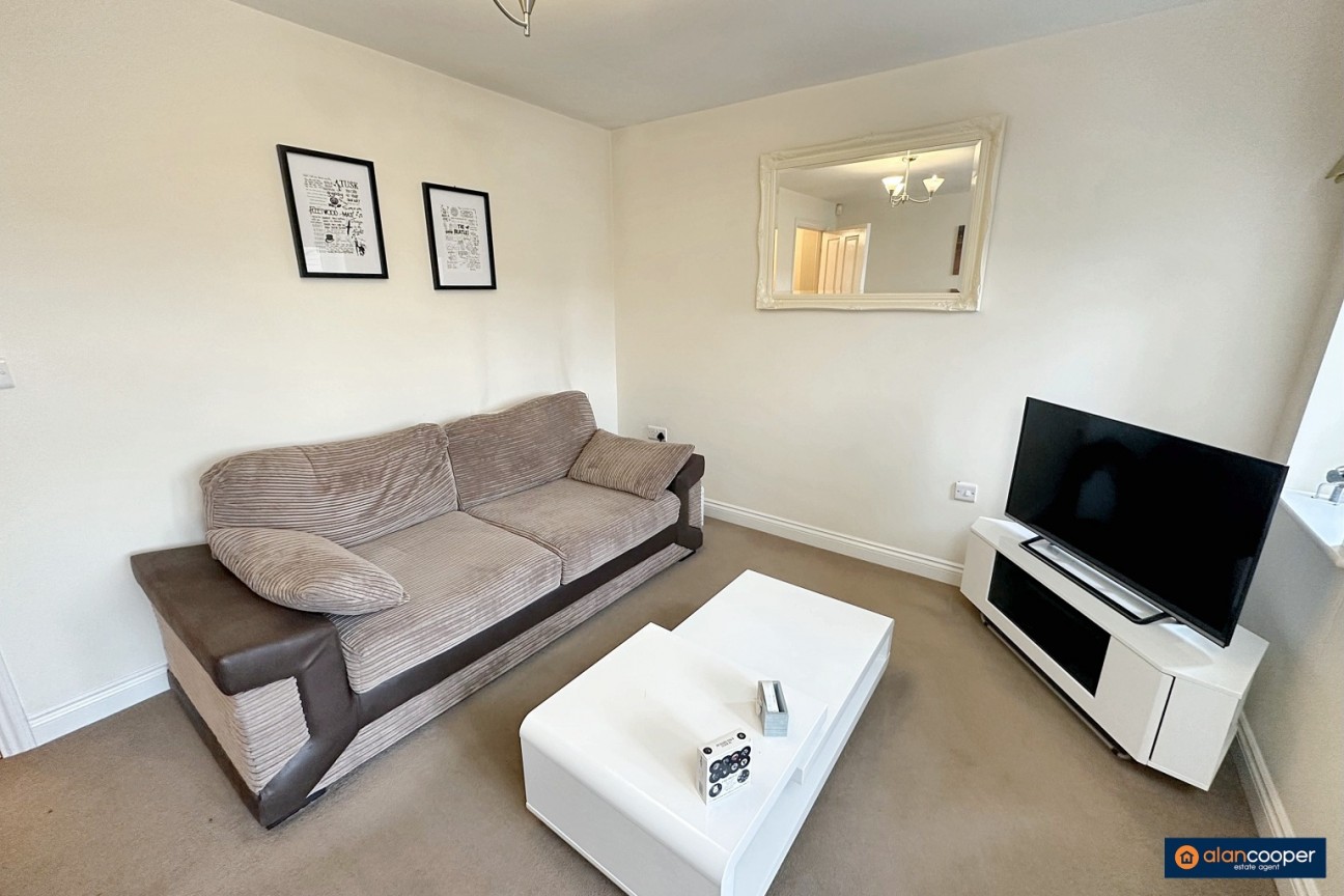 Copper Beech Road, Nuneaton, CV10 9FB