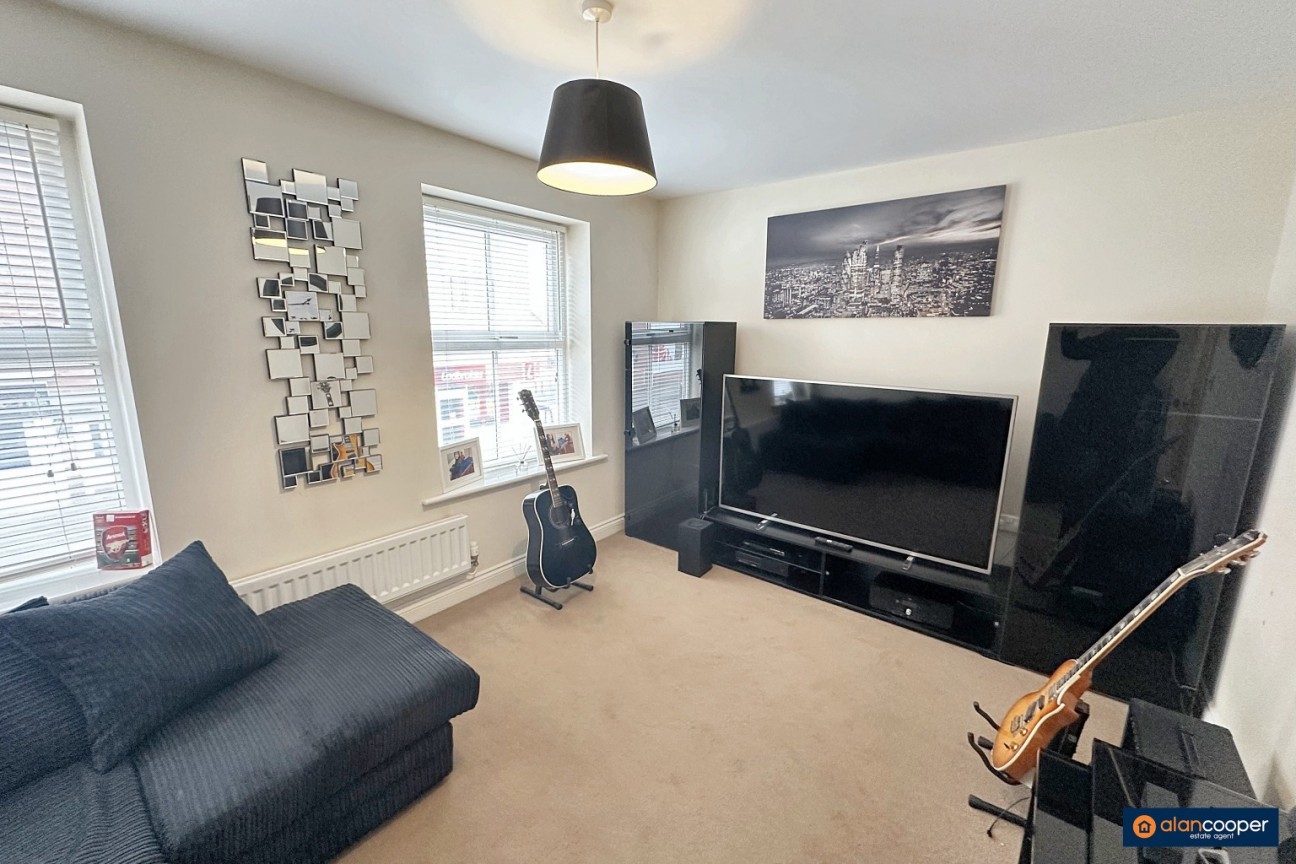 Copper Beech Road, Nuneaton, CV10 9FB