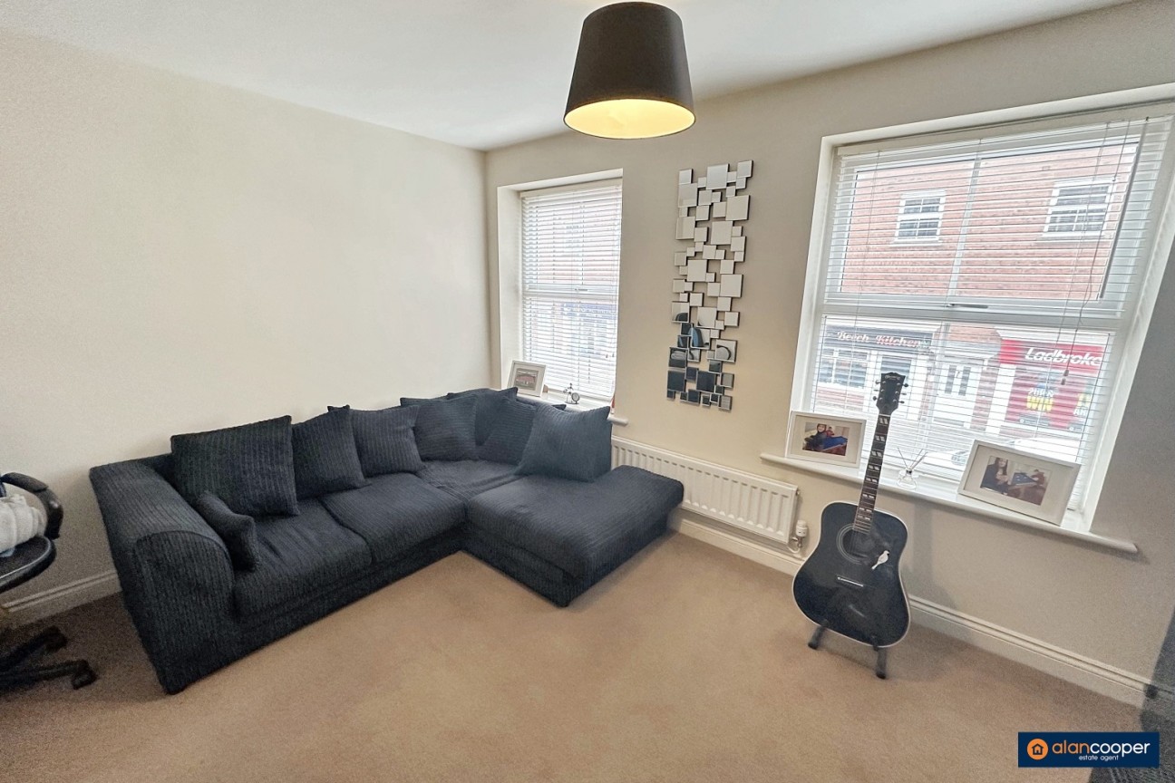Copper Beech Road, Nuneaton, CV10 9FB